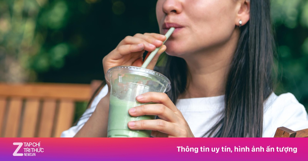 Cô gái suýt hỏng thận vì một kiểu uống nước sai lầm