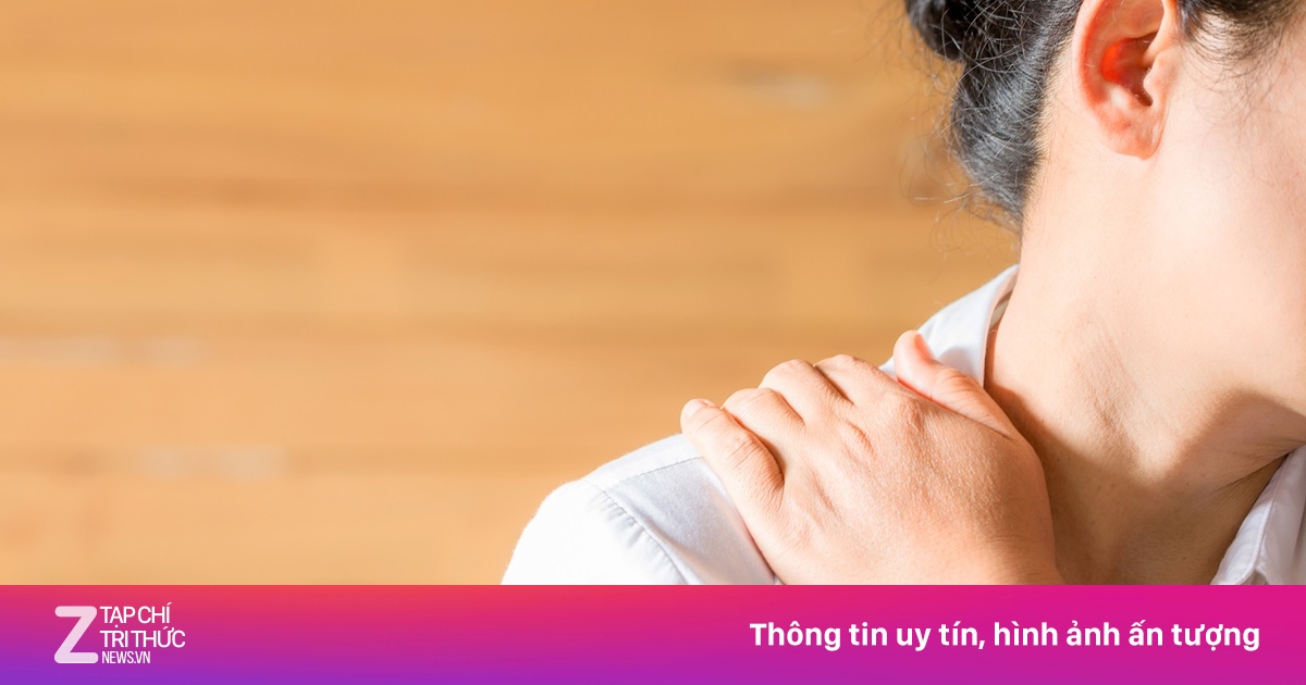 Đau cổ sau khi ngủ dậy, người phụ nữ sốc với chẩn đoán của bác sĩ