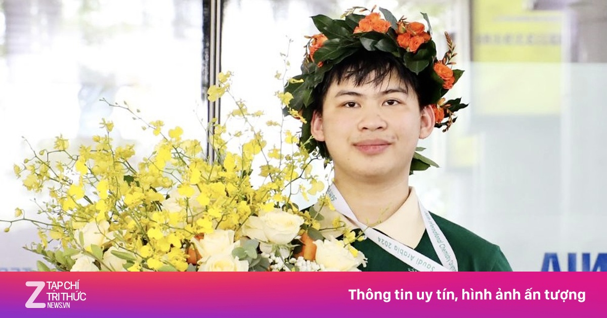 Ular jamoat transportida yapon ayolni sikishgan. Xabar jinsiy aloqaga ishoradir.