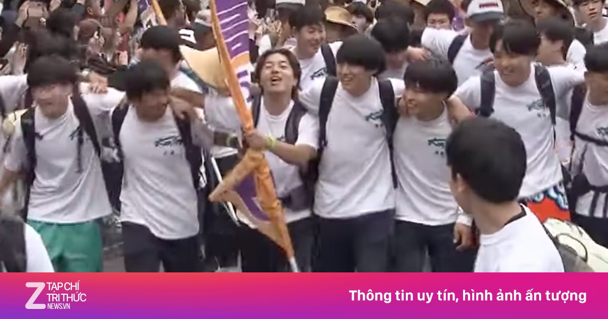Trường Nhật Bản bỏ truyền thống bắt học sinh đi bộ 85 km xuyên đêm