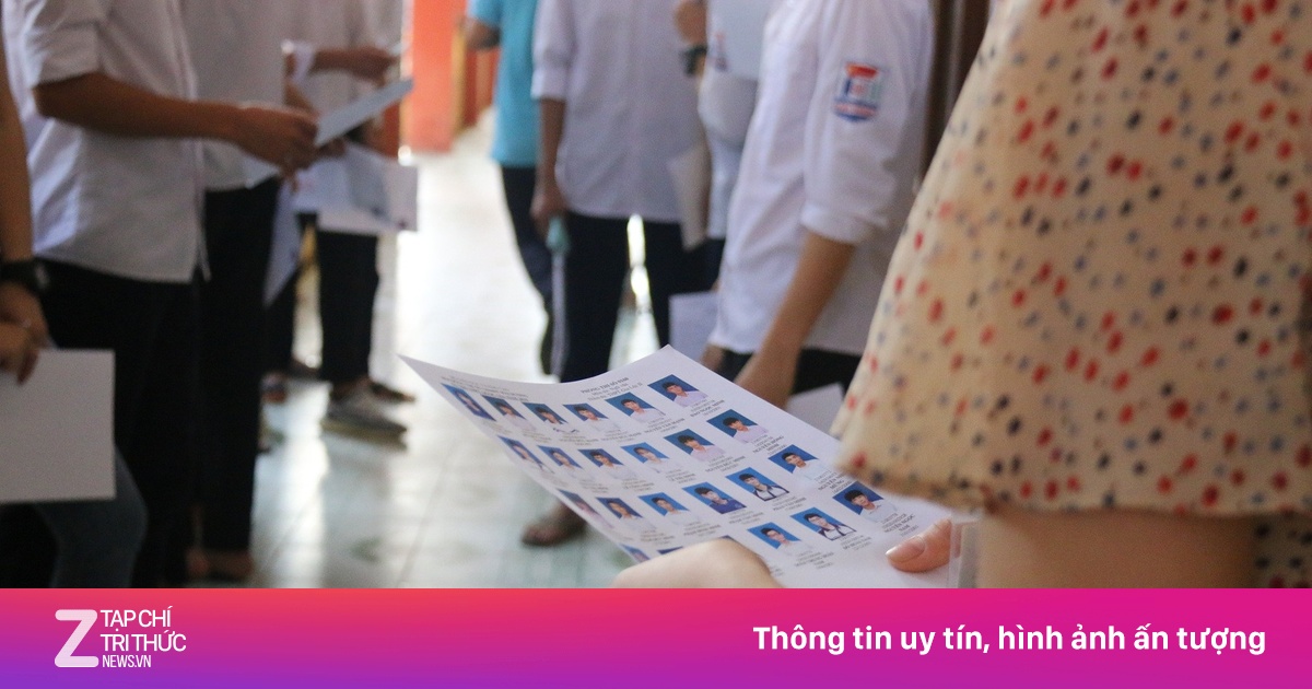 Giám đốc Sở GD trực điện thoại 'nóng' tiếp nhận tố cáo về thi lớp 10