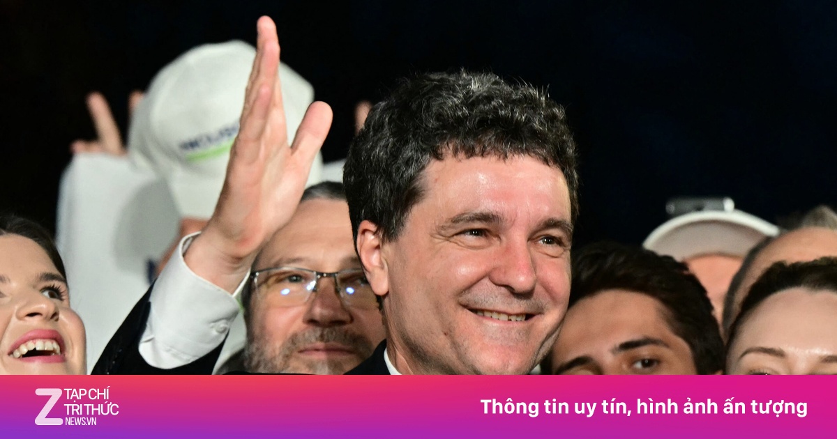 Tân Tổng thống Romania là chủ nhân hai huy chương vàng IMO