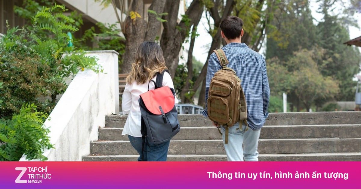Trường Trung Quốc yêu cầu nữ sinh cởi đồ khi xin nghỉ vì đau bụng kinh