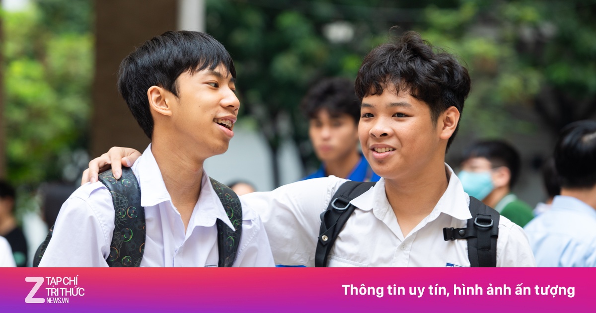 Sĩ tử ôn thi đến 3h mỗi ngày để tranh suất vào chuyên Sư phạm