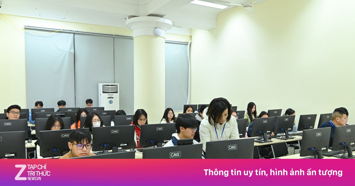Thi tốt nghiệp THPT trên máy tính: Cơ hội và thách thức trong lộ trình chuyển đổi số