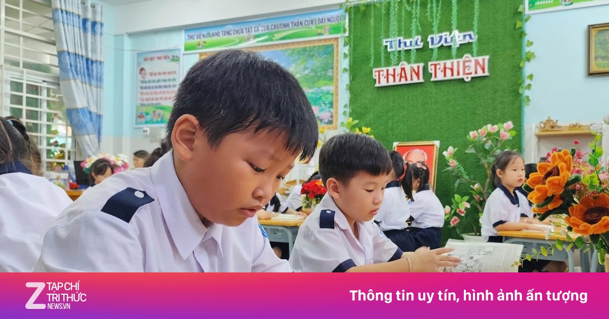 Sự thật vụ học sinh bị 'đuổi ra ngoài nắng' vì không học bán trú tại TP.HCM
