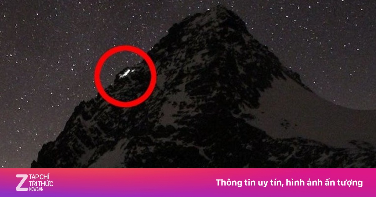 Cô gái chết cóng trên đỉnh núi cao nhất nước Áo, webcam ghi lại tội ác