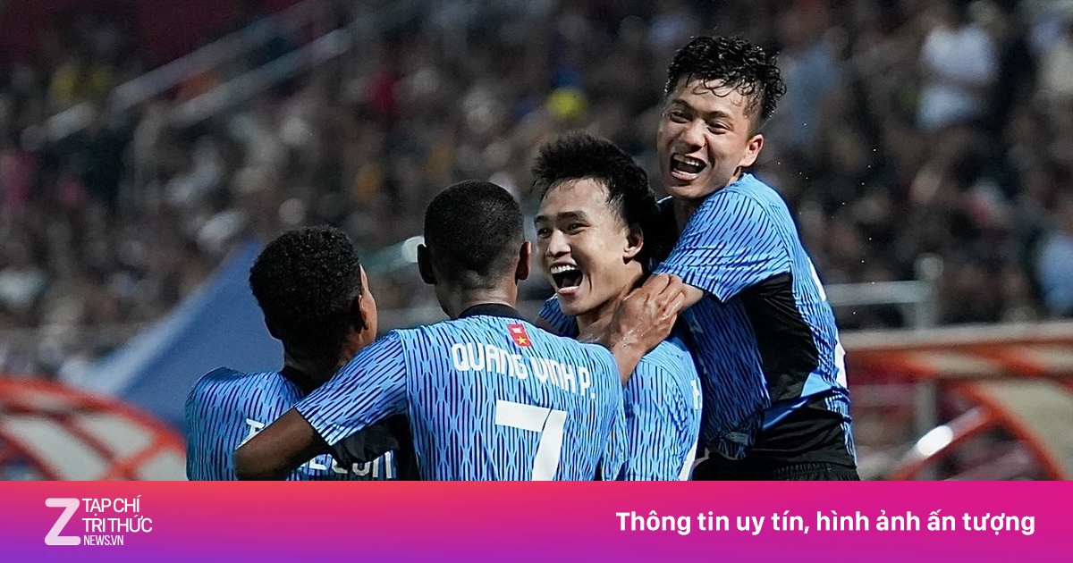 Phan Văn Đức thăng hoa và hy vọng cho tuyển Việt Nam