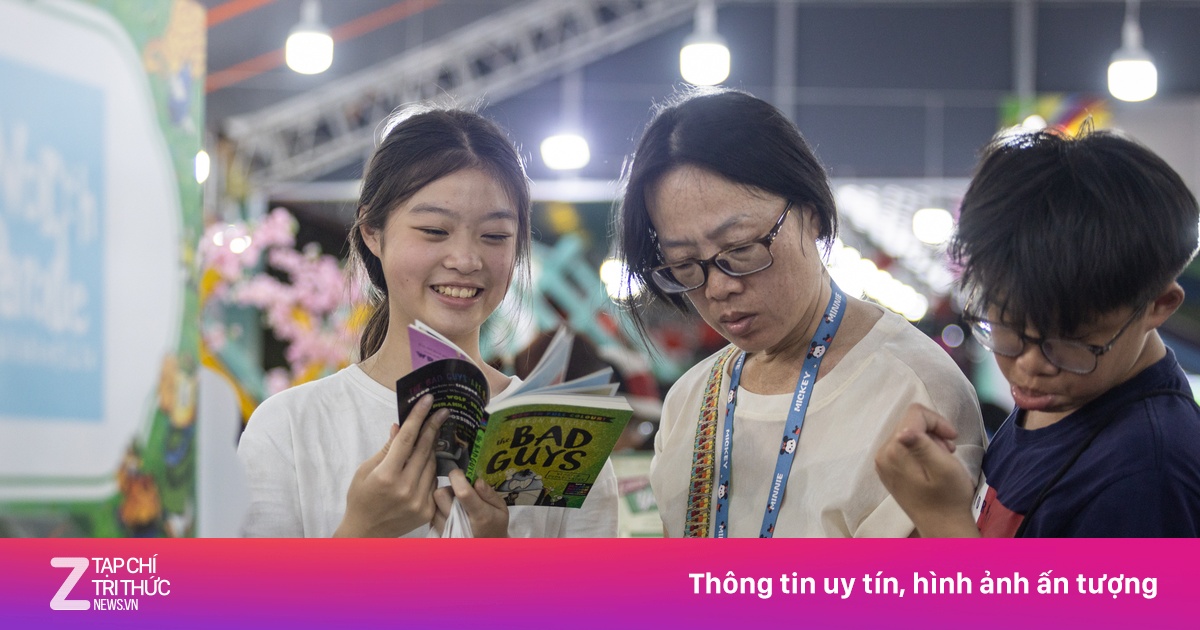 Đường Sách Tết TP.HCM Thu Gần 5 Tỷ Đồng, Đón Hàng Chục Nghìn Lượt Khách