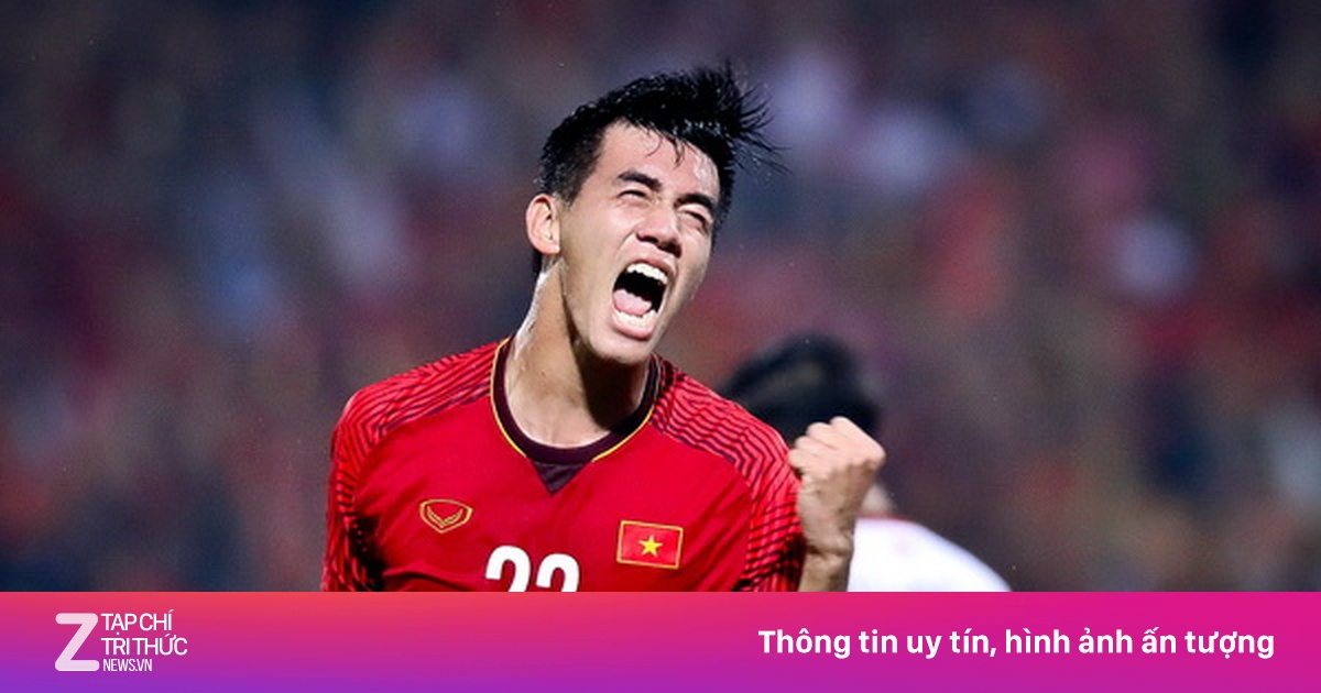 HLV Kim Sang-sik bất lực tìm trung phong