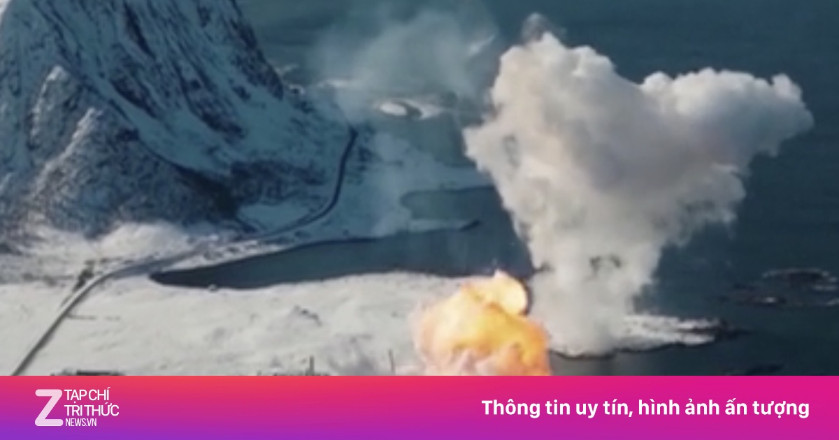 Tên lửa lớn nhất của Đức phát nổ vài chục giây sau khi phóng