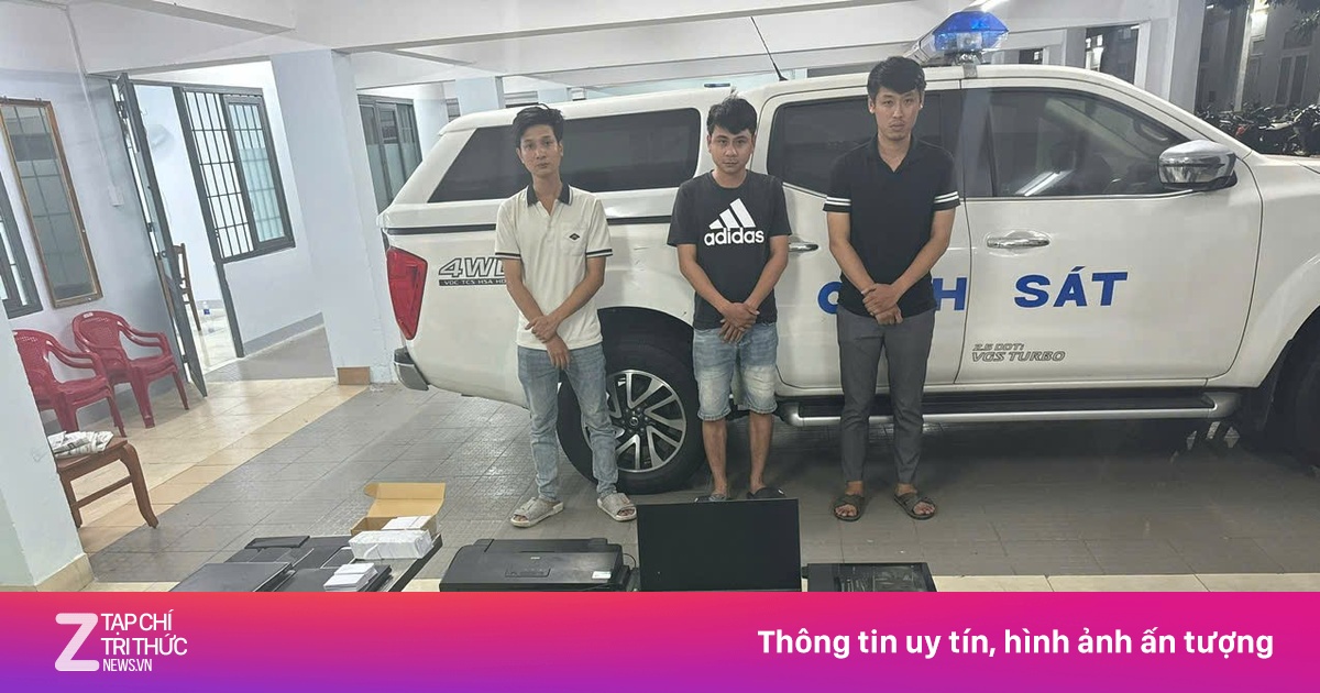Phá đường dây làm giả bằng lái xe, căn cước công dân