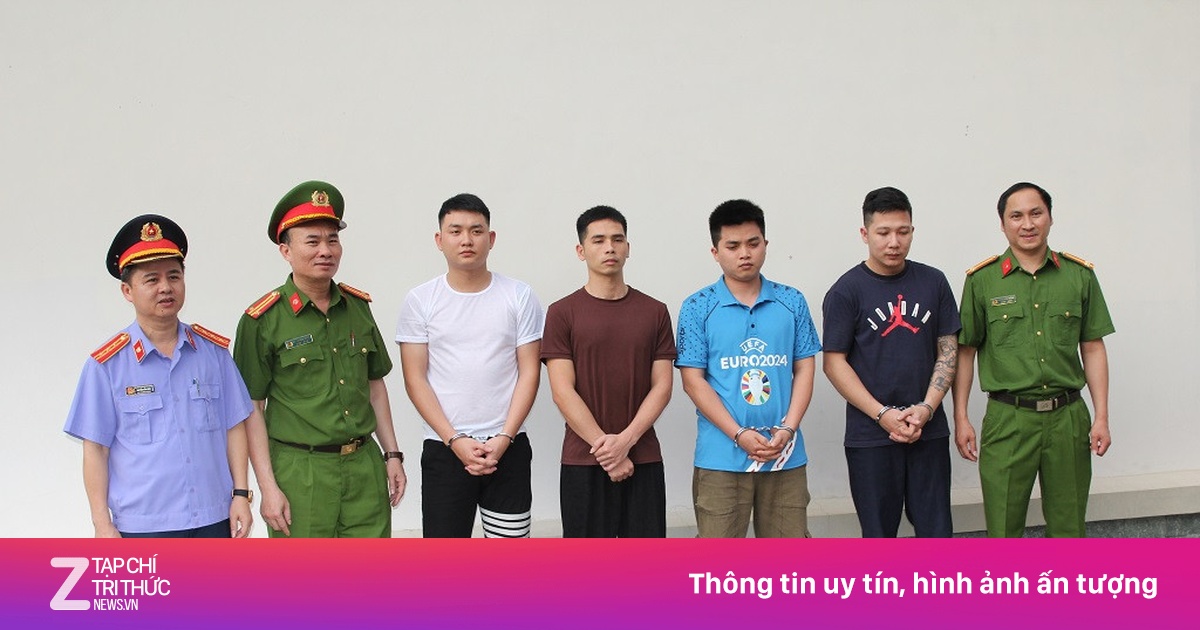 Bắt 4 chủ cơ sở ngâm giá đỗ bằng hóa chất 'nước kẹo', đã bán 3.500 tấn