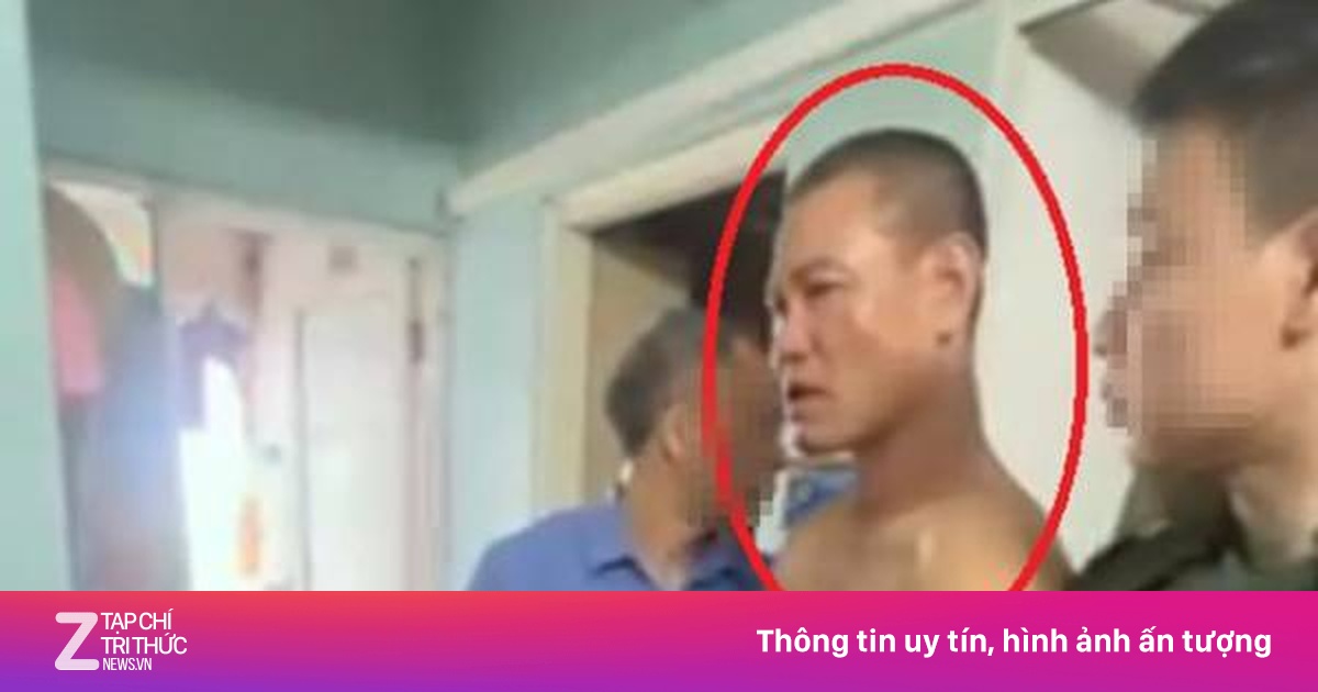 Đối tượng dùng dao đâm người khác rồi cố thủ trong chung cư ở Hà Nội