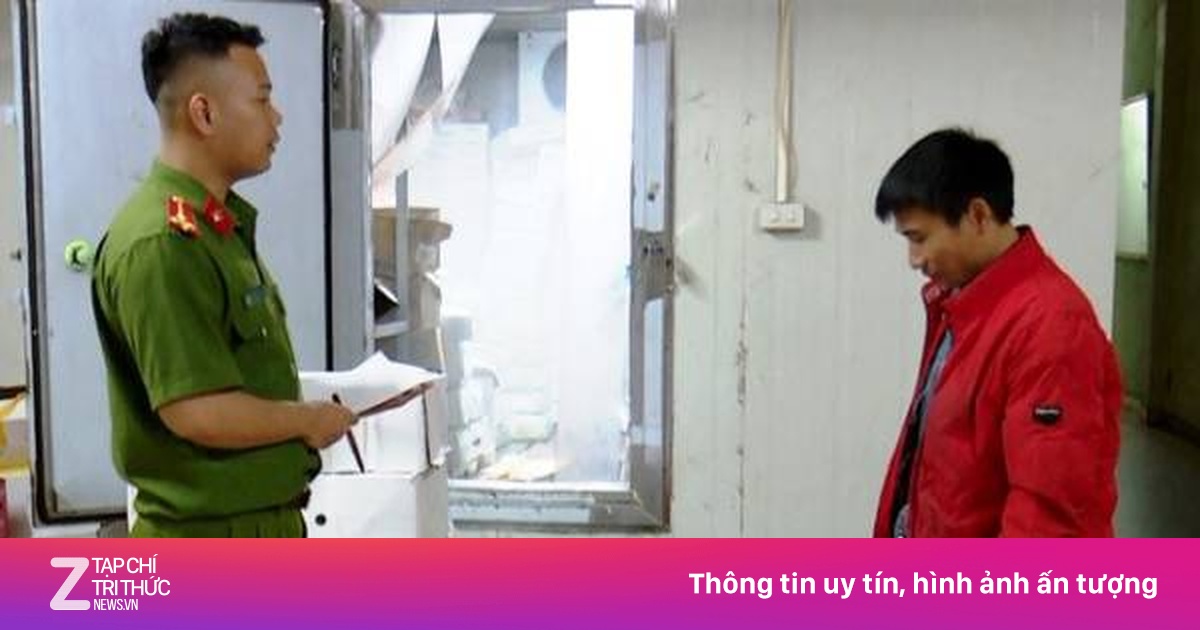 Đột kích kho lạnh chứa gần 6,5 tấn thực phẩm không có hóa đơn