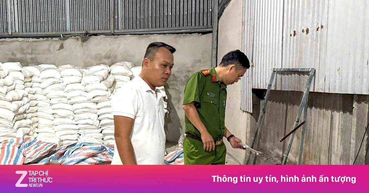 Đột kích xưởng sản xuất phân bón hoạt động 'chui'