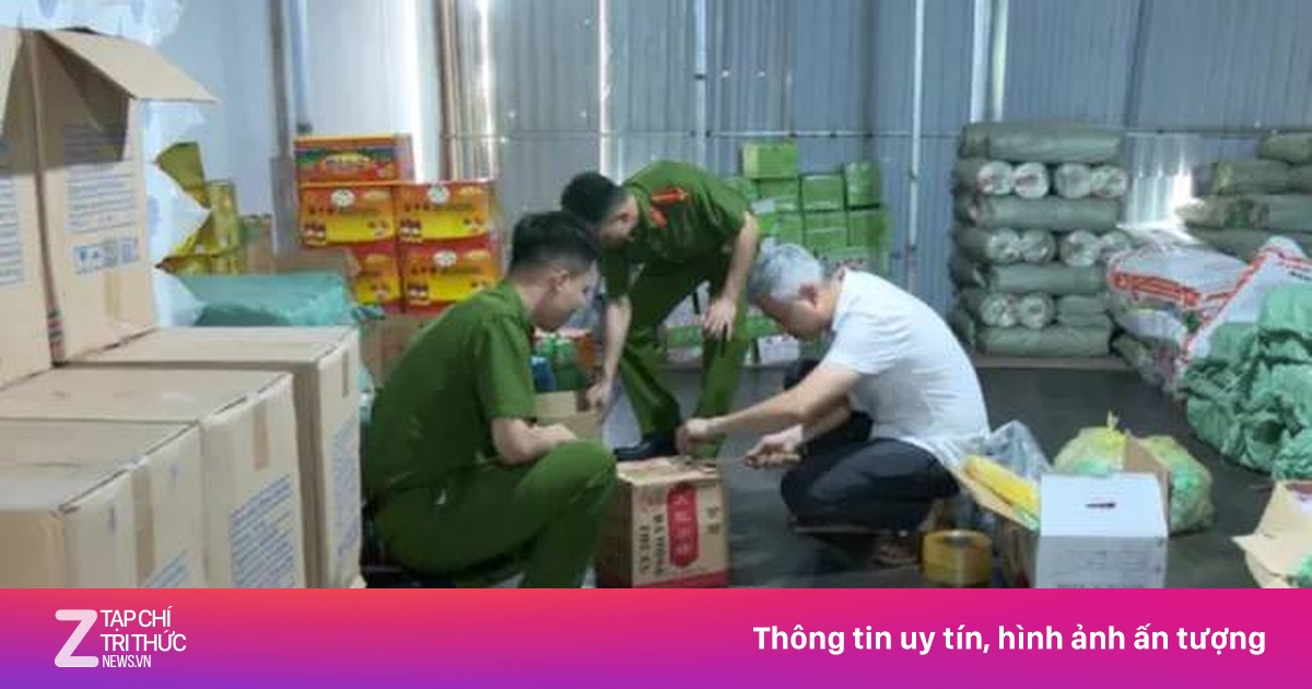 Phát hiện hơn 2 tấn thực phẩm đông lạnh không rõ nguồn gốc tại Hạ Long