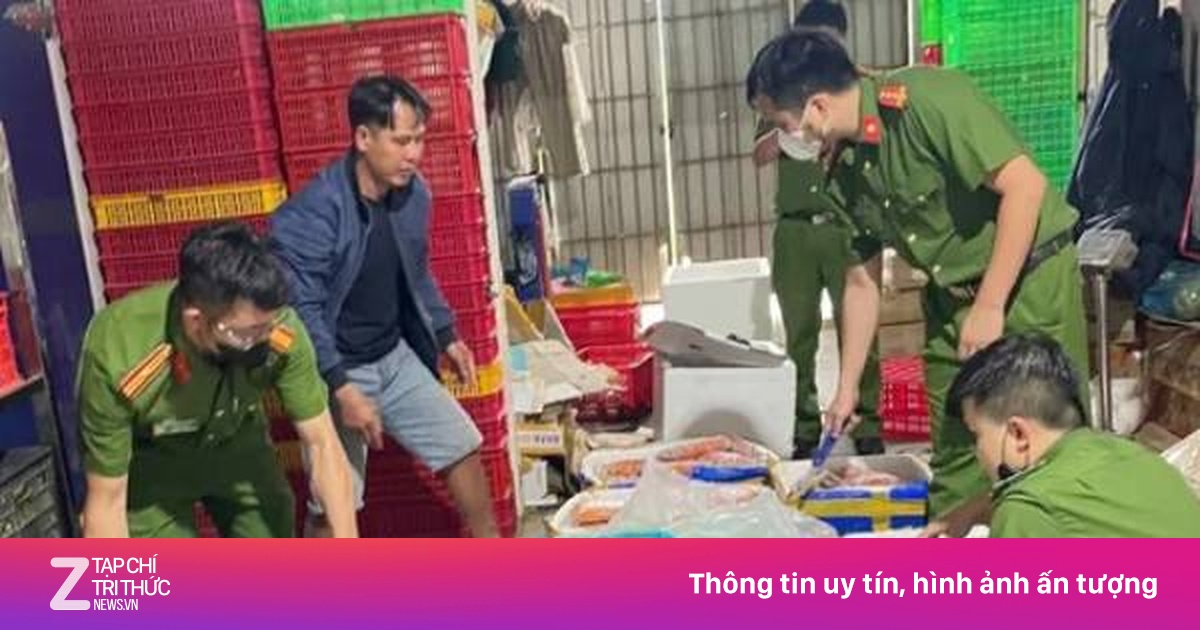 Phát hiện hơn 1,6 tấn bánh kẹo không rõ nguồn gốc tại Lâm Đồng