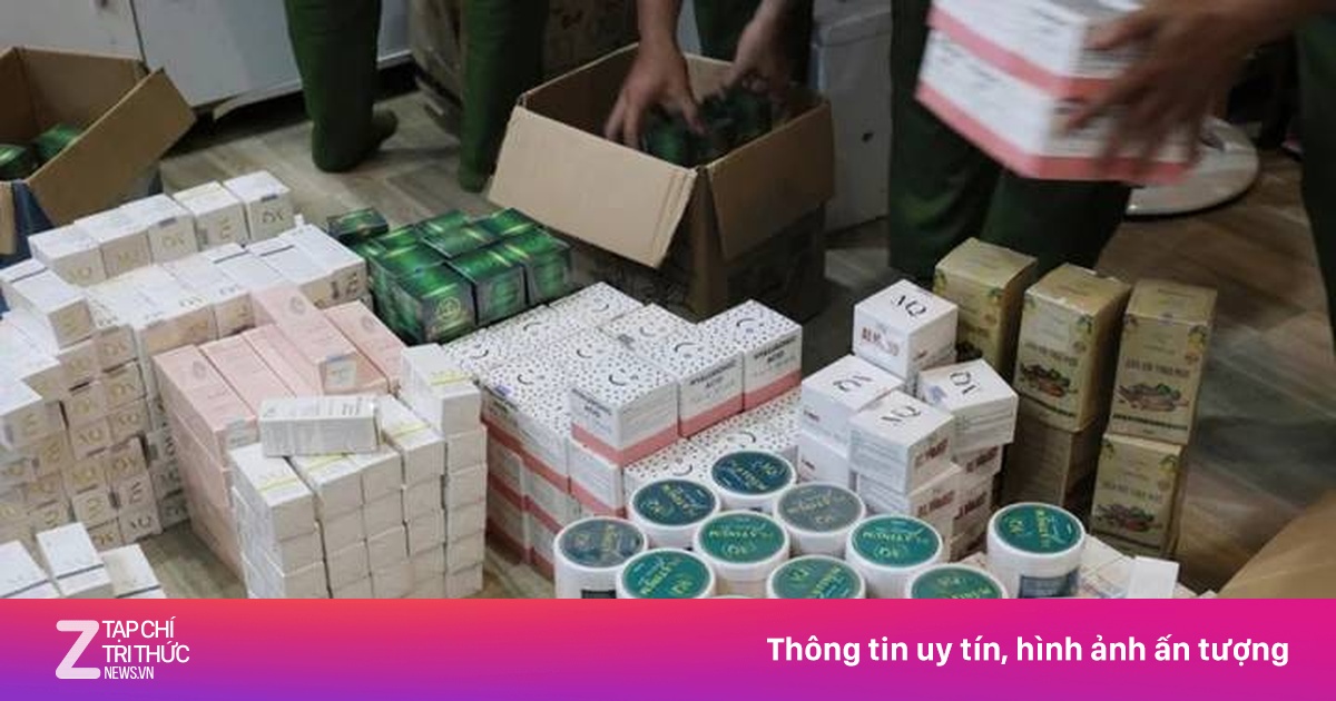Triệt phá đường dây sản xuất 12 tấn kem trộn, rao bán trên livestream