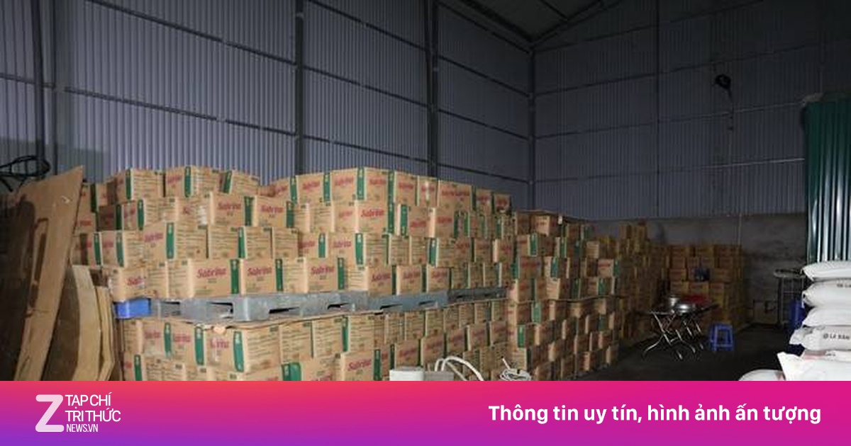 Triệt phá đường dây nhập lậu cả nghìn tấn 'dầu thực vật giả'