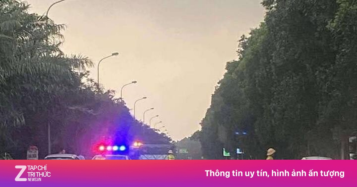 Tài xế xe máy chạy ngược chiều Đại lộ Thăng Long, bị tông tử vong?