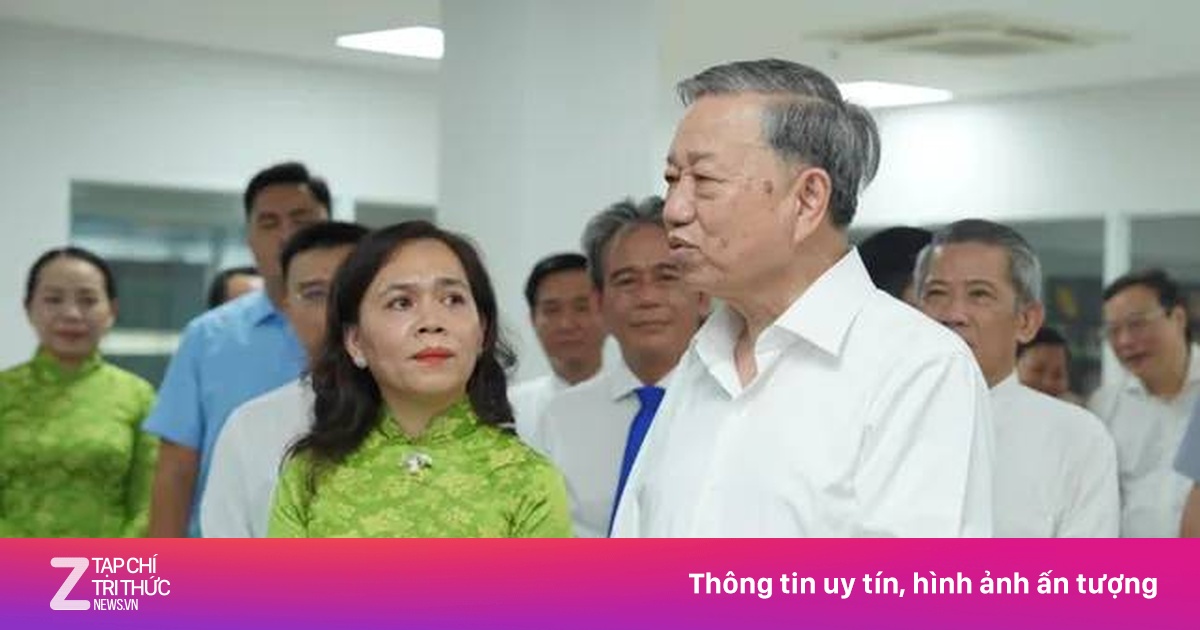 Tổng Bí thư khảo sát việc vận hành chính quyền 2 cấp ở phường Xuân Hòa