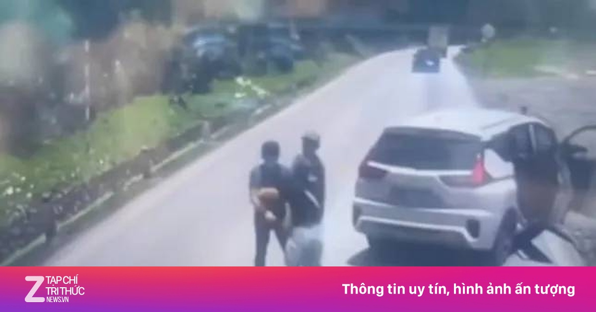 Tạm giữ đối tượng rút súng đe dọa tài xế trên đèo Đá Trắng