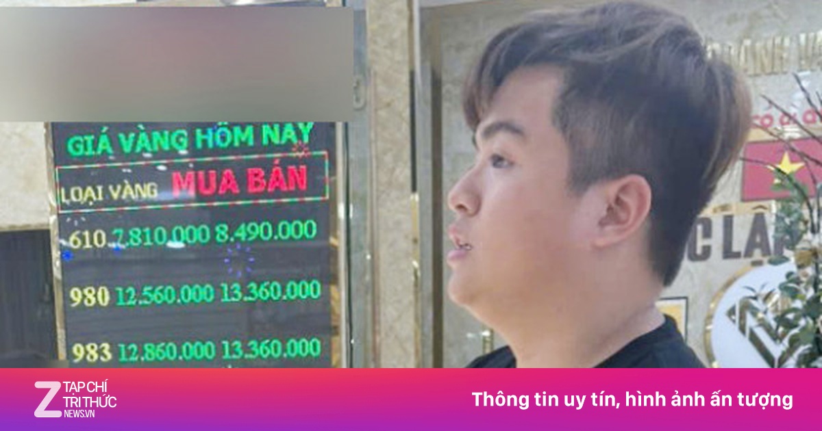 Đến nhà bạn học chơi, lẻn vào buồng 'chôm' vàng của mẹ bạn