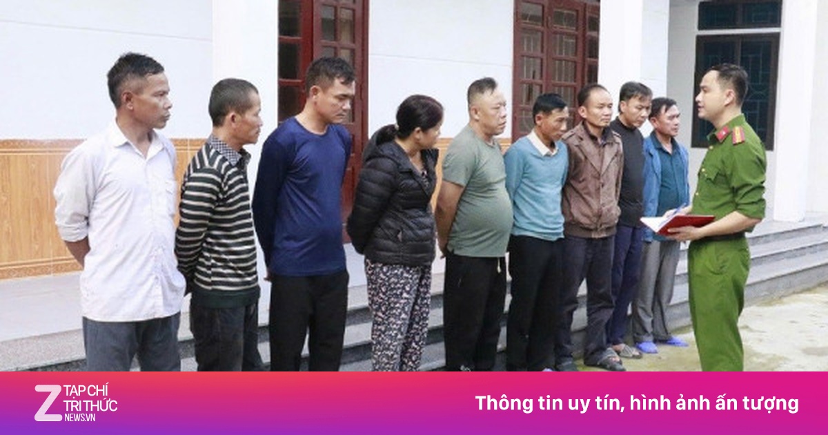 Lấy cớ đến chia buồn cùng gia đình có tang lễ để tổ chức đánh bạc