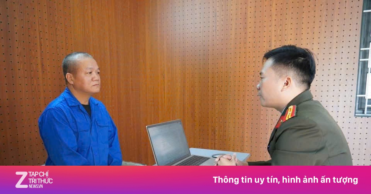 Bắt đối tượng bán giấy phép lái xe môtô giả cho người không biết chữ