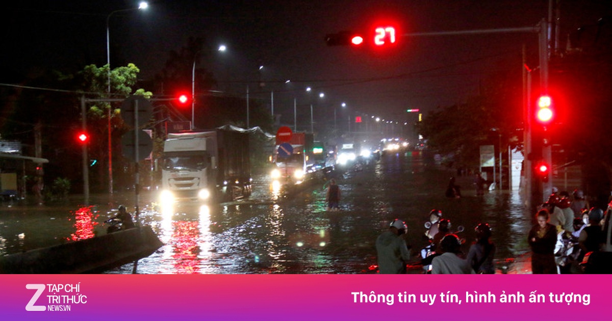 Lâm Đồng: Nhiều điểm ngập sâu, quốc lộ 1A tạm thời gián đoạn lưu thông