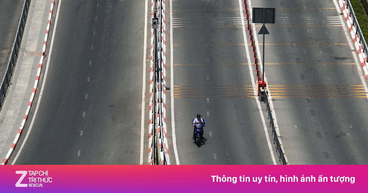 Hình ảnh TP.HCM trong tuần nắng nóng đỉnh điểm - Đời sống | Znews.vn