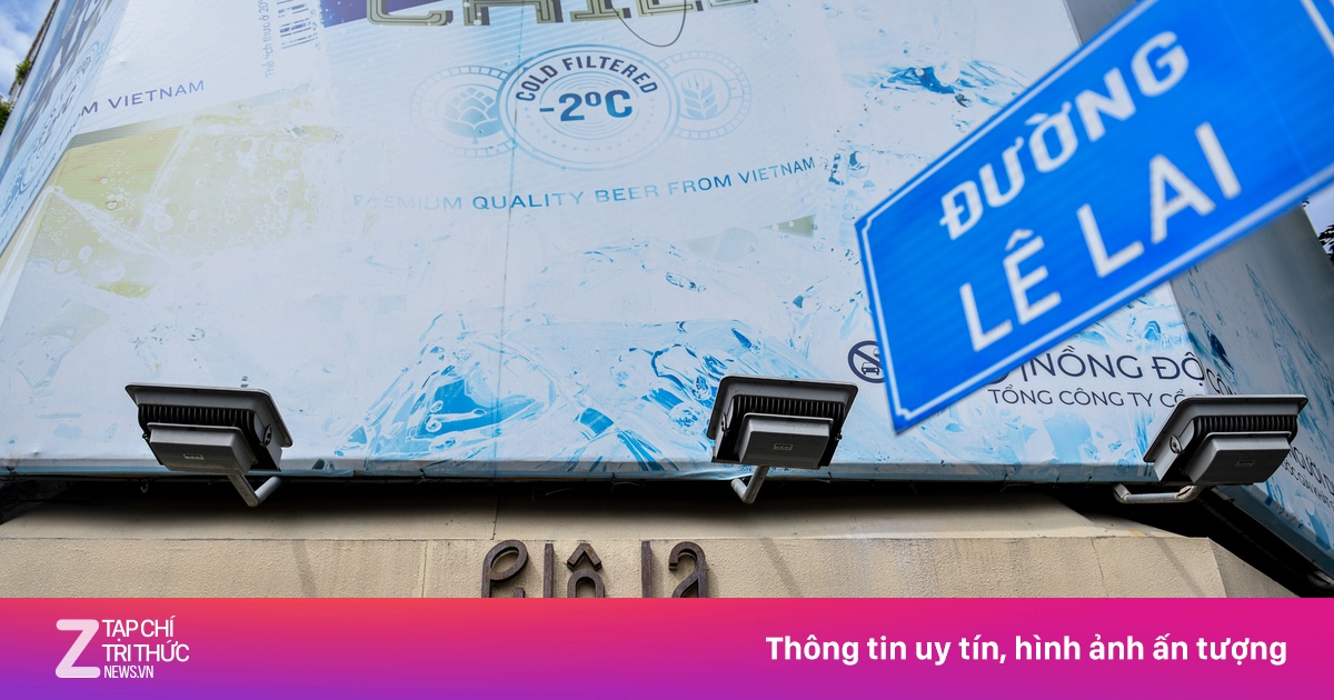 Mặt bằng, hàng quán nhộn nhịp quanh các ga metro số 1 TP.HCM