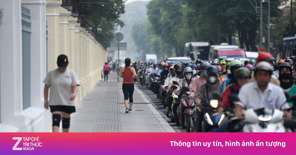 TP.HCM sẽ dùng drone, vệ tinh giám sát hoạt động đốt rác ngoài trời