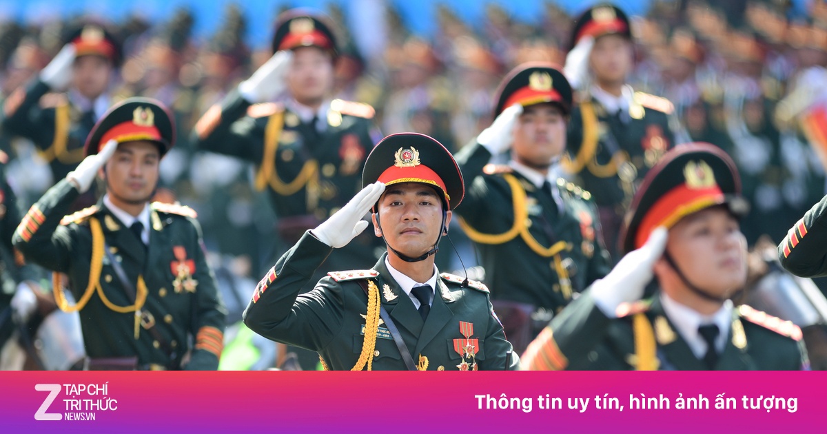 Khoảnh khắc ấn tượng của các khối diễu binh, diễu hành bước qua lễ đài