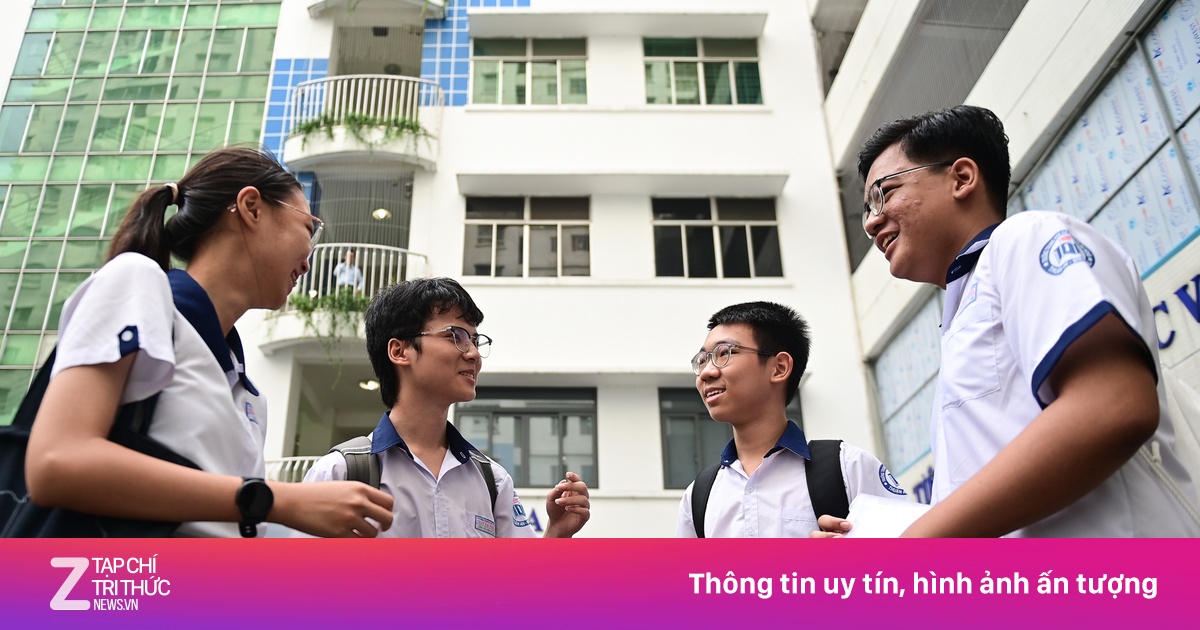 'Thế hệ cợt nhả' vào đề thi chuyên Văn trường Phổ thông Năng khiếu