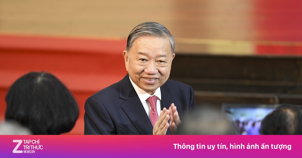 Tổng Bí thư: 'Cả dân tộc cùng hành quân vươn tới tương lai rực rỡ'