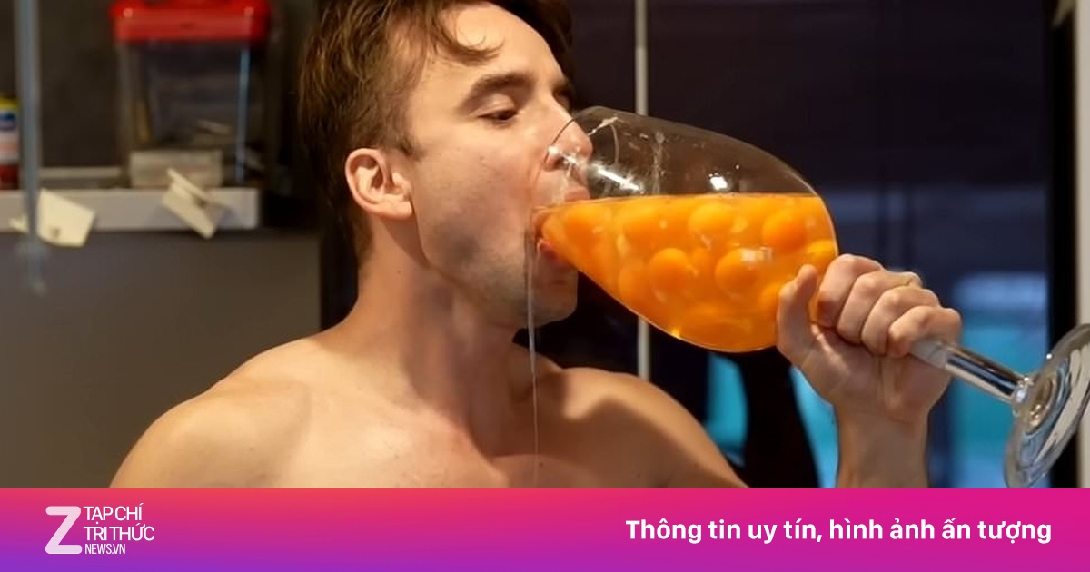 Cái kết của YouTuber ăn gần 1.000 quả trứng liên tục trong 30 ngày