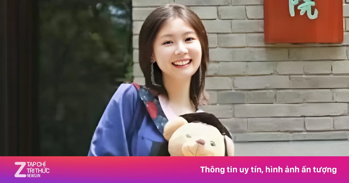 Thạc sĩ Đại học Bắc Kinh gây tranh cãi vì làm phục vụ căng tin