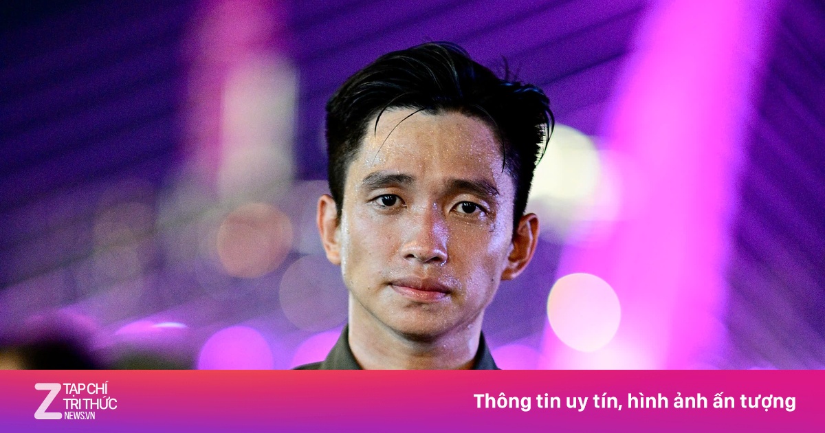 Nhìn lại khoảnh khắc 'tuyệt đối điện ảnh' của các chiến sĩ diễu binh