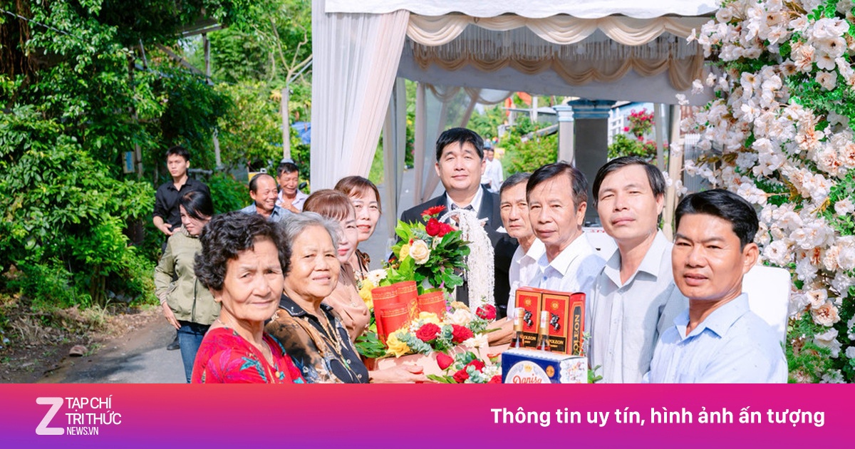 Đám cưới cặp đôi miền Tây lệch 22 tuổi gây sốt với dàn bô lão bê tráp