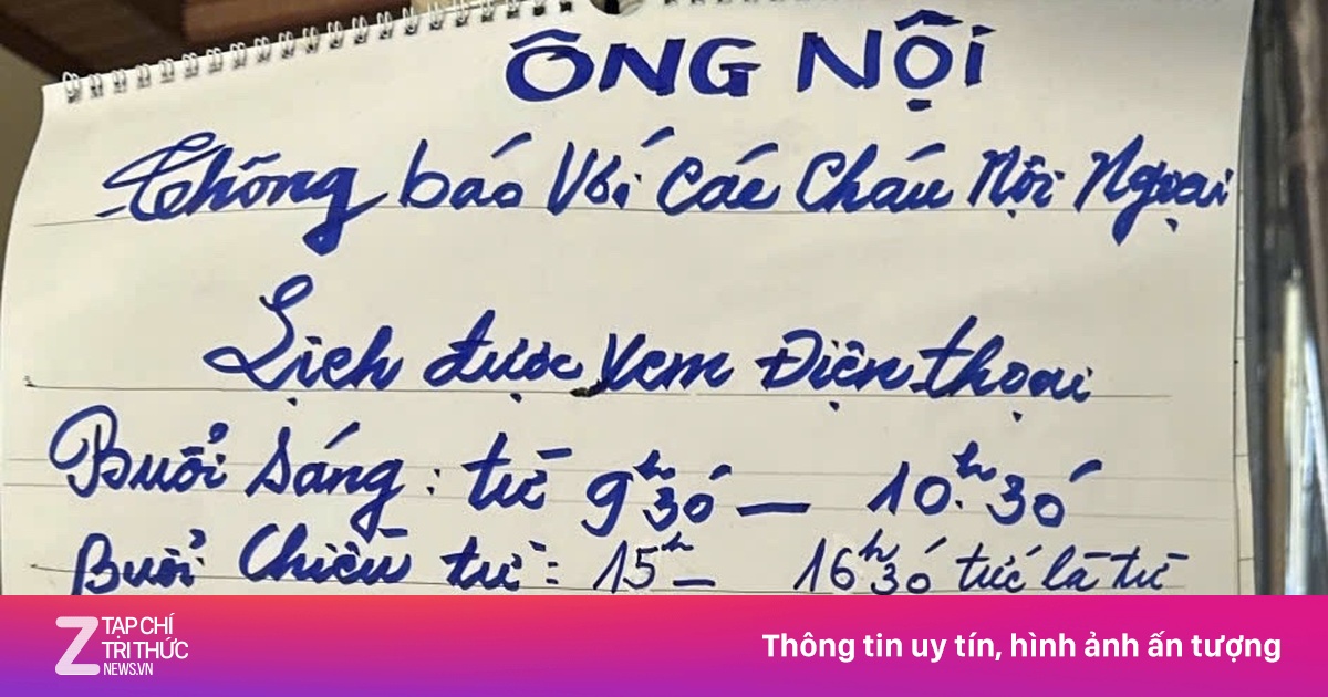 Ông nội tiết lộ về lịch xem điện thoại cho 'khối nghỉ hè' gây sốt
