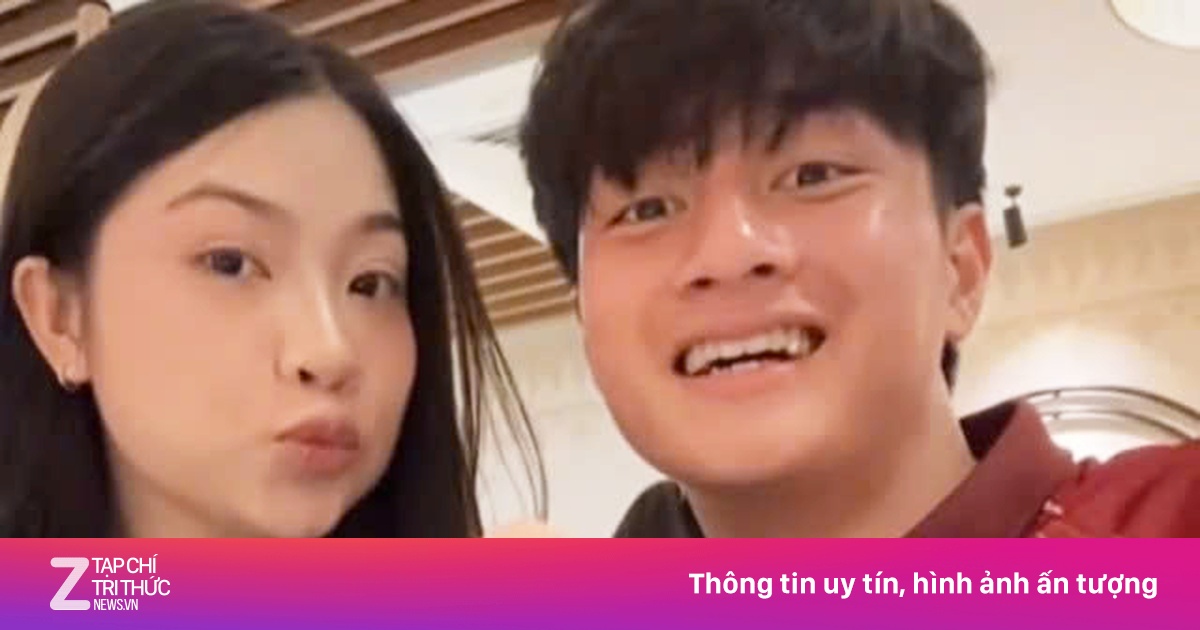 Bạn gái thủ môn Cao Văn Bình lộ diện?