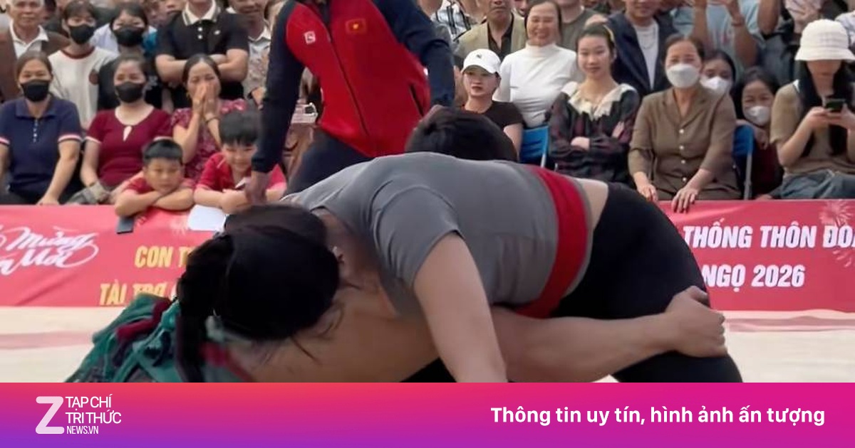 Trận Đấu Kịch Tính Giữa Quỷ Lùn Đào Hồng Sơn Và Đô Vật Hot Girl