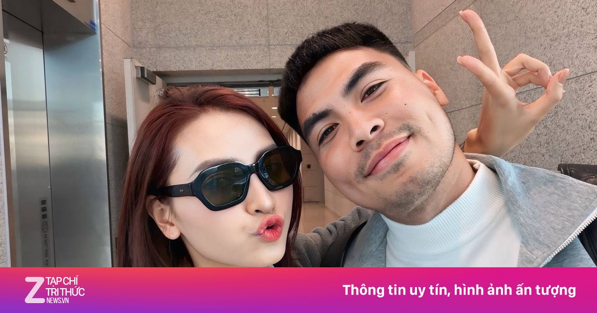 Cầu thủ Đức Huy khiến bà xã MC Mù Tạt 'ứa nước mắt' với món quà 8/3 đặc biệt
