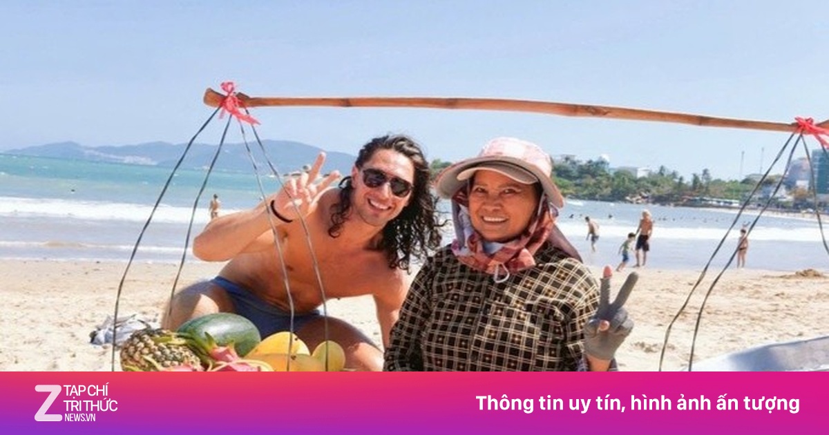 Gặp người bán trái cây ở Nha Trang có lời rao viral toàn cầu