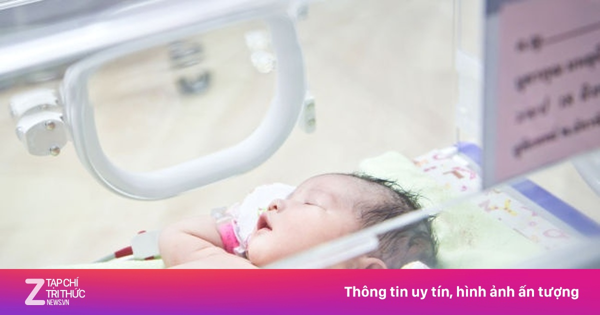 Thị trấn Hàn Quốc ăn mừng em bé đầu tiên sau 17 năm giữa khủng hoảng dân số