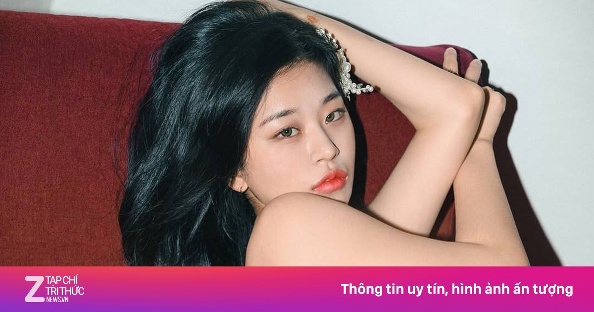 Pháp sư nổi tiếng Hàn Quốc bị soi mói cách ăn mặc