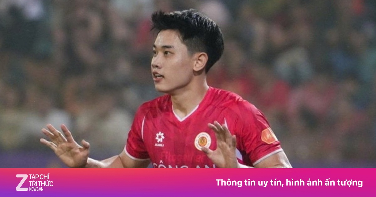 Đình Bắc gây bão mạng xã hội sau hat-trick đầu tiên