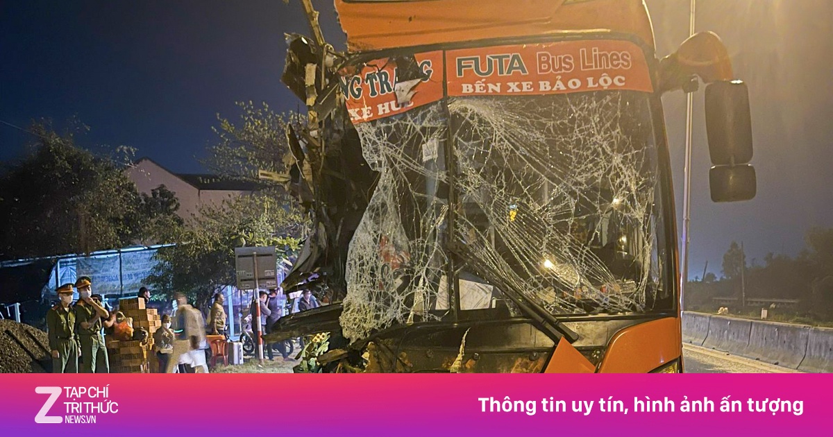 Hành khách kể lại lúc ôtô Phương Trang lao vào xe tải làm 3 người chết - Xã hội - ZNEWS.VN 